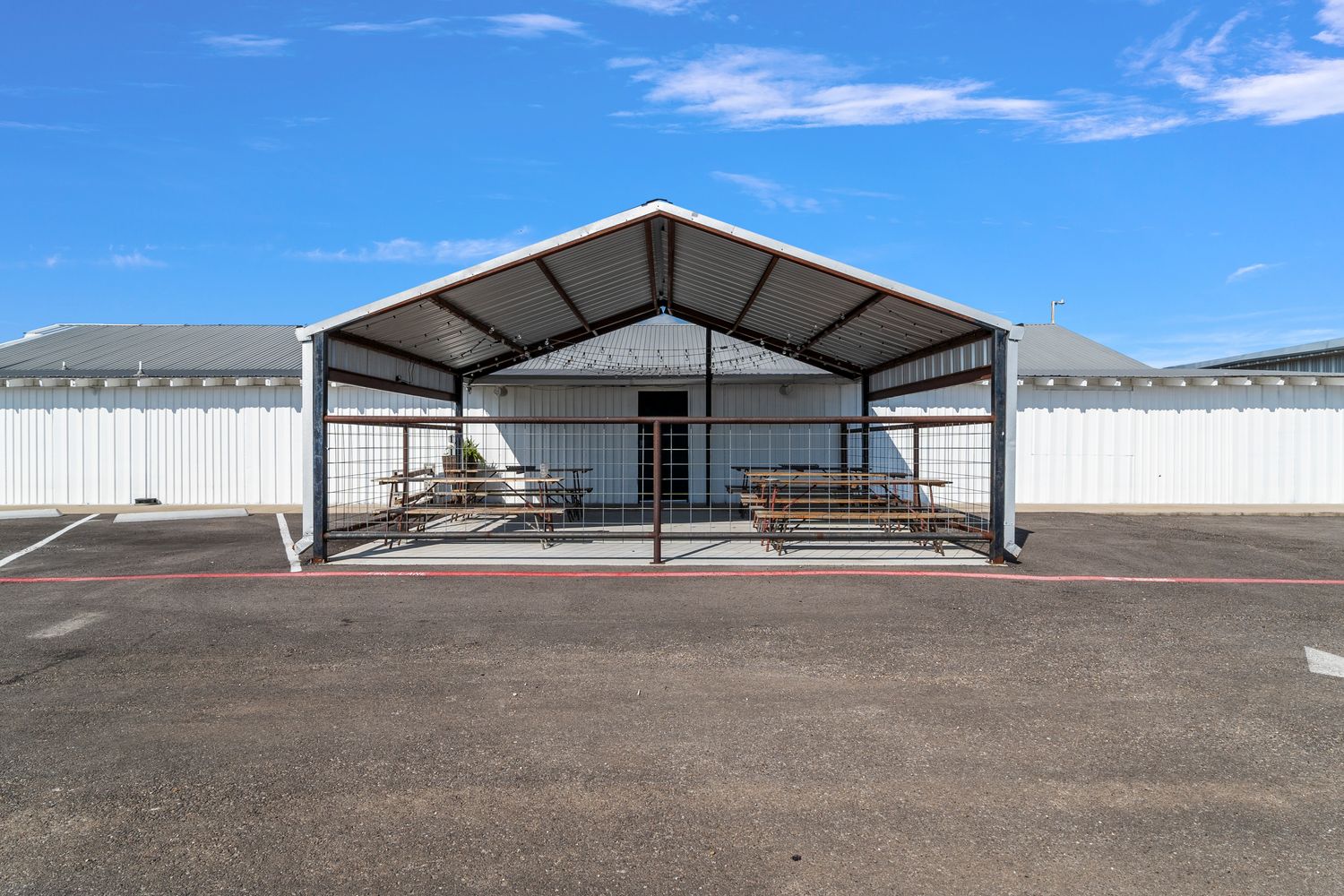 Waco/McGregor Flex Space: 31727 W Highway 84, Mc Gregor, TX 76657